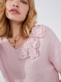Hayley Menzies Alma Alpaca Crochet Flower Jumper Pink